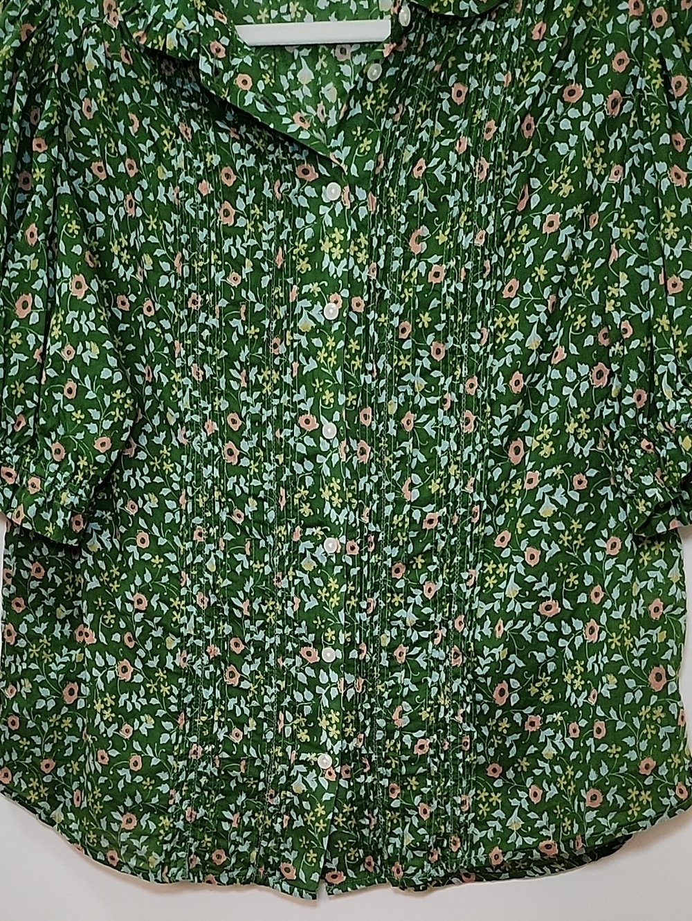 Anthropologie Trovata Romantic Green Floral Pintuck Button-Down Blouse Size L - Picture 6 of 16